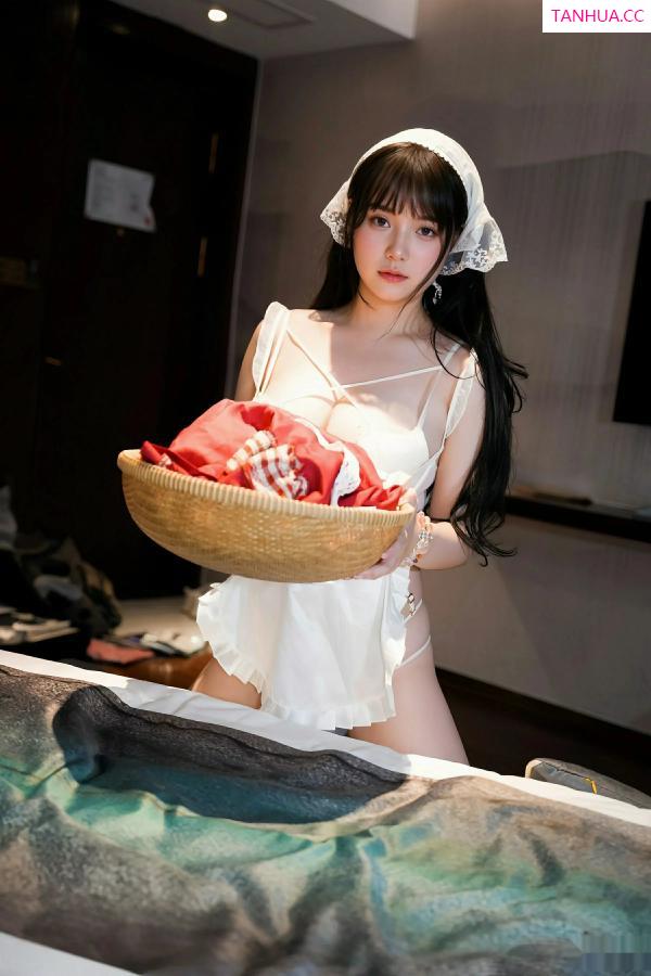   [XiuRen]高清写真图 2025.08.08 No.10631 软情 女仆装扮第24张图片